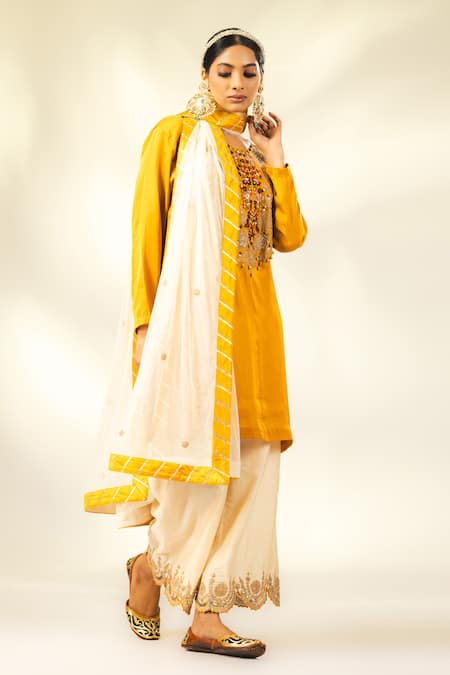 SHIVANI SABHARWAL Dori Thread Embroidered Short Kurta Flared Pant Set 