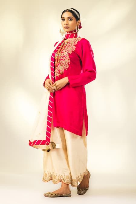 SHIVANI SABHARWAL Pink Kurta Crepe Silk Embroidered Sequin Thread Dori Short Flared Pant Set 