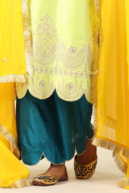 Shop_Shivani Sabharwal_Green Silk, Organza Sequins, Lace Zari Embroidered Scalloped Kurta Pant Set _Online_at_Aza_Fashions