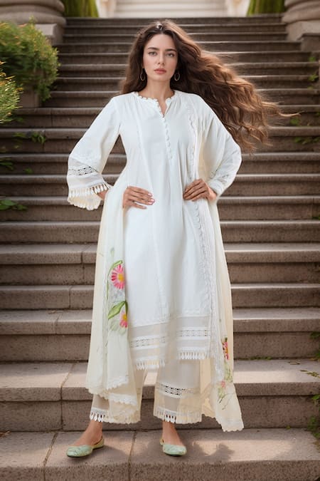 Samyukta Singhania White Cotton Embellished Scallop Lace Notched Garima Kurta Set 