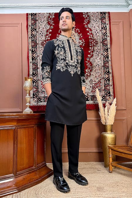 The House Of Diwans Resham Embroidered Kurta Set 