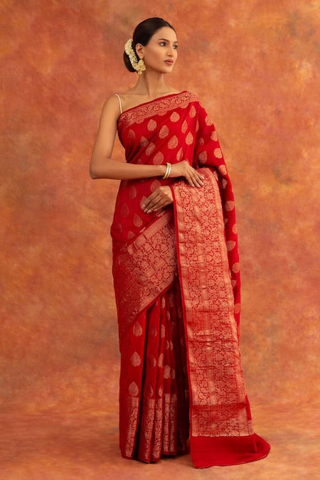 Neitri_Red Silk Embroidery Geranium Handwoven Saree With Running Blouse _Online_at_Aza_Fashions