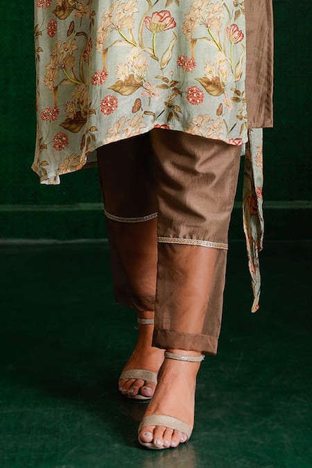 Buy_The Home Affair_Brown Muslin, Cotton Sequins, Beads, Cut Work Detailed Kurta Set With Jacket _Online_at_Aza_Fashions