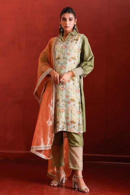 The Home Affair Sequin Detailed Kurta Set With Floral Jacket 