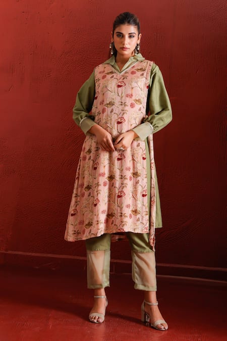 Shop The Home Affair Green Muslin, Cotton, Tissue Sequins, Pearls, Cut Work Detailed Kurta Jacket Set Online at Aza Fashions Shop_The Home Affair_Green Muslin, Cotton, Tissue Sequins, Pearls, Cut Work Detailed Kurta Jacket Set _Online_at_Aza_Fashions