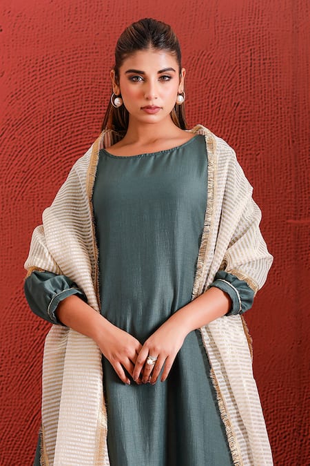 The Home Affair Blue Muslin, Tissue Fringe Boat Neck Solid A-line Kurta Pant Set Online at Aza Fashions The Home Affair_Blue Muslin, Tissue Fringe Boat Neck Solid A-line Kurta Pant Set _Online_at_Aza_Fashions