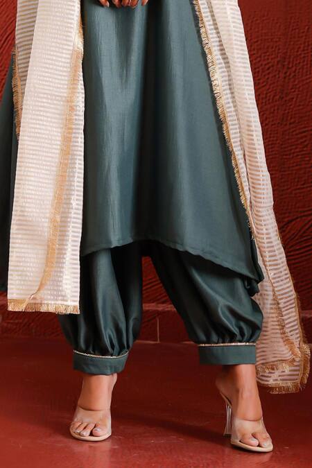 Buy_The Home Affair_Blue Muslin, Cotton, Tissue Fringe, Beads, A-line Kurta Set With Floral Jacket _Online_at_Aza_Fashions