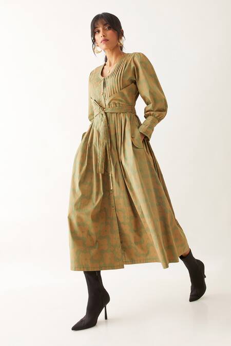 Buy_Son Of A Noble Snob_Green Cotton Satin Print Flora V-neck Zeba Pleated Dress _Online_at_Aza_Fashions