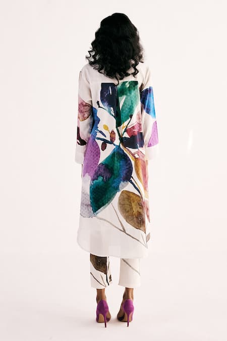 Shop Kharakapas Off White Cotton V-neck Sunset Splash Floral Print A-line Kurta With Pant at Aza Fashions Shop_Kharakapas_Off White Cotton V-neck Sunset Splash Floral Print A-line Kurta With Pant _at_Aza_Fashions