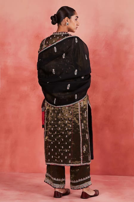 Sue Mue Black Silk Organza, Handloom Cotton Zahira Floral Jaal Panelled Kurta Set Online at Aza Fashions Sue Mue_Black Silk Organza, Handloom Cotton Zahira Floral Jaal Panelled Kurta Set _Online_at_Aza_Fashions