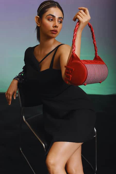 Buy_Immri_Red Hand Embroidery Cylindroid Bag _Online_at_Aza_Fashions