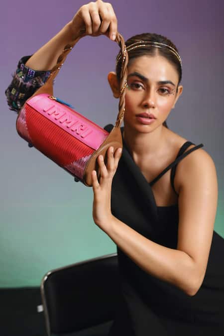 Buy_Immri_Pink Hand Embroidery Barrel Bag _Online_at_Aza_Fashions