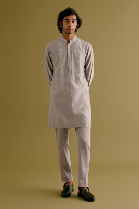 Devnaagri Silk Chanderi Floral Embroidered Kurta With Pant 