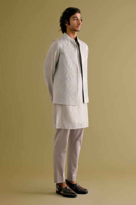 Buy_Devnaagri_Grey Silk, Chanderi Embroidery Geometric Jacket And Kurta Set _Online_at_Aza_Fashions
