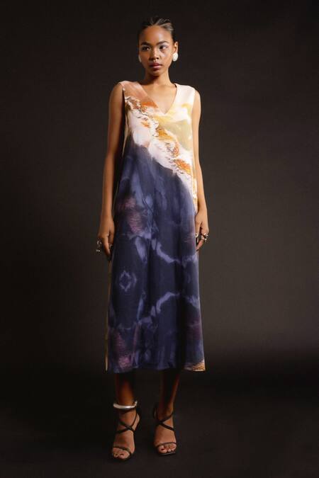 Amka_Peach Cotton Embroidery Mangotree Celeste Bloom Print Blazer With Dress _Online_at_Aza_Fashions