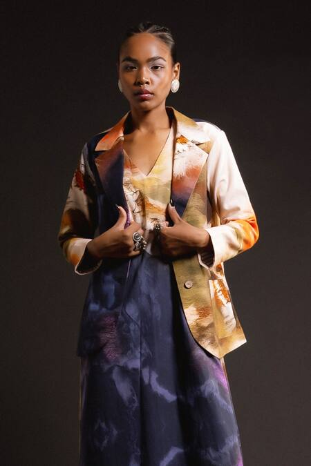 Buy_Amka_Peach Cotton Embroidery Mangotree Celeste Bloom Print Blazer With Dress _Online_at_Aza_Fashions