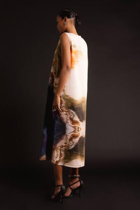 Shop_Amka_Peach Cotton Embroidery Mangotree Celeste Bloom Print Blazer With Dress _Online_at_Aza_Fashions