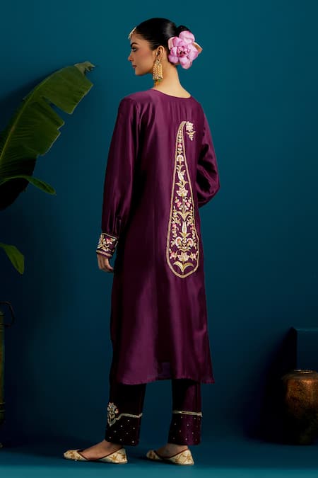 Shop Anantaa By Roohi Purple Silk, Chanderi, Jacquard Resham Paisley Placement Kurta Pant Set at Aza Fashions Shop_Anantaa By Roohi_Purple Silk, Chanderi, Jacquard Resham Paisley Placement Kurta Pant Set _at_Aza_Fashions