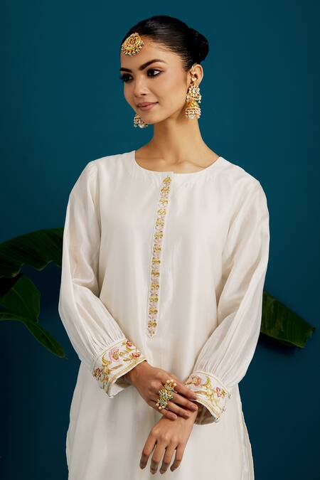 Shop Anantaa By Roohi Off White Silk, Chanderi Sequins, Beads, Cut Paisley Placement Kurta Pant Set Shop_Anantaa By Roohi_Off White Silk, Chanderi Sequins, Beads, Cut Paisley Placement Kurta Pant Set