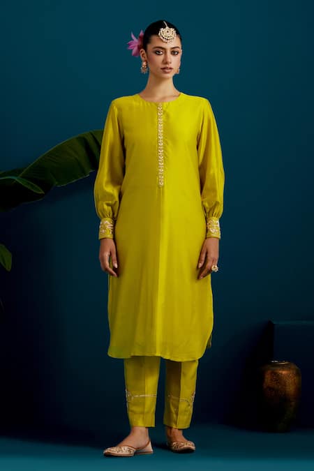 Anantaa by Roohi Green Kurta And Pant Silk Chanderi Embroidered Placed Paisley Resham Set 