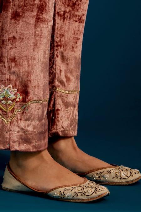 Buy Anantaa By Roohi Brown Viscose, Chanderi Beads, Patchwork, Resham Floral Kurta Pant Set Online at Aza Fashions Buy_Anantaa By Roohi_Brown Viscose, Chanderi Beads, Patchwork, Resham Floral Kurta Pant Set _Online_at_Aza_Fashions