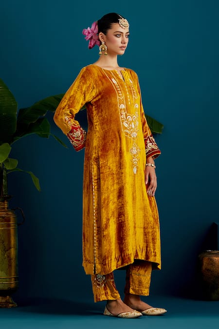 Buy Anantaa By Roohi Yellow Viscose, Chanderi, Velvet Floral Resham Embroidered Kurta Pant Set Buy_Anantaa By Roohi_Yellow Viscose, Chanderi, Velvet Floral Resham Embroidered Kurta Pant Set
