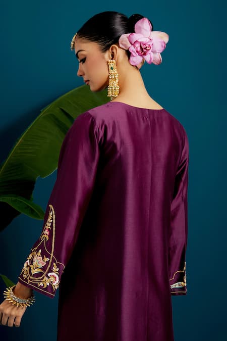 Shop_Anantaa By Roohi_Purple Silk, Chanderi Embroidery, Sequins Split V-neck Resham Kurta With Pant _Online_at_Aza_Fashions