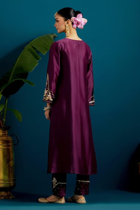 Shop_Anantaa By Roohi_Purple Silk, Chanderi Embroidery, Sequins Split V-neck Resham Kurta With Pant _at_Aza_Fashions