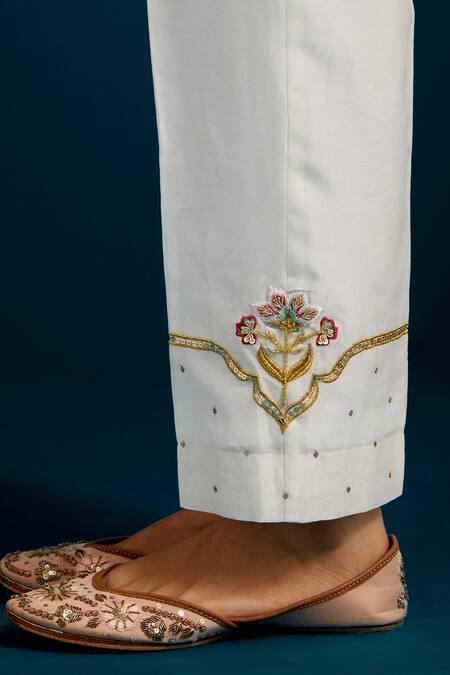 Buy Anantaa By Roohi Off White Silk, Chanderi Sequins, Diamonds, Paisley Resham Kurta With Pant Online at Aza Fashions Buy_Anantaa By Roohi_Off White Silk, Chanderi Sequins, Diamonds, Paisley Resham Kurta With Pant _Online_at_Aza_Fashions