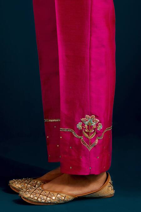 Buy Anantaa By Roohi Pink Silk, Chanderi Embroidery, Sequins Floral Resham Straight Kurta With Pant Online at Aza Fashions Buy_Anantaa By Roohi_Pink Silk, Chanderi Embroidery, Sequins Floral Resham Straight Kurta With Pant _Online_at_Aza_Fashions