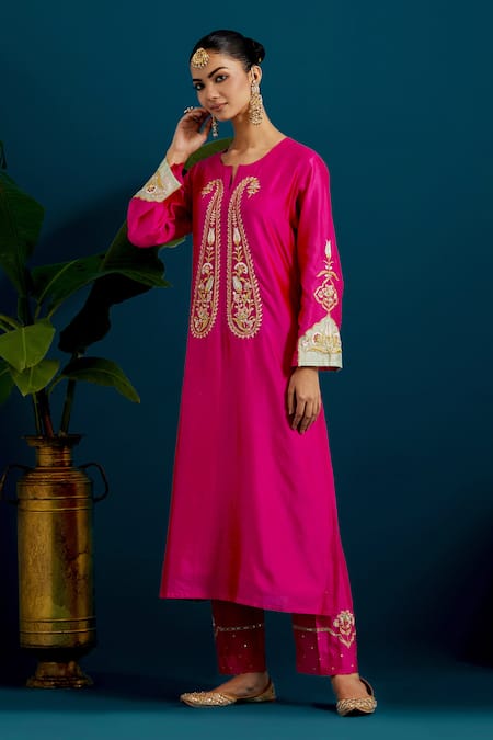 Shop Anantaa By Roohi Pink Silk, Chanderi Embroidery, Sequins Floral Resham Straight Kurta With Pant Online at Aza Fashions Shop_Anantaa By Roohi_Pink Silk, Chanderi Embroidery, Sequins Floral Resham Straight Kurta With Pant _Online_at_Aza_Fashions