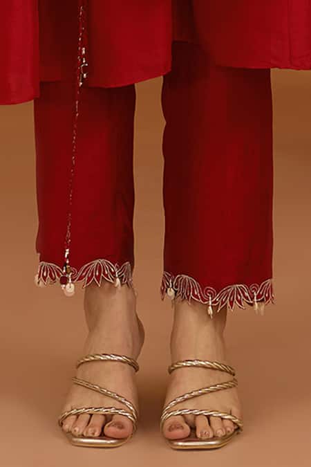 Buy ISHA GUPTA TAYAL Red Silk, Organza, Cotton Cut Work, Sequins, Beads, Architectural Kurta Set Online at Aza Fashions Buy_ISHA GUPTA TAYAL_Red Silk, Organza, Cotton Cut Work, Sequins, Beads, Architectural Kurta Set _Online_at_Aza_Fashions
