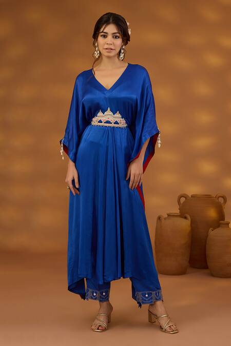 Buy_ISHA GUPTA TAYAL_Blue Chiffon, Satin, Linen Embroidery V-neck Plain Draped Kurta And Pant Set _Online_at_Aza_Fashions