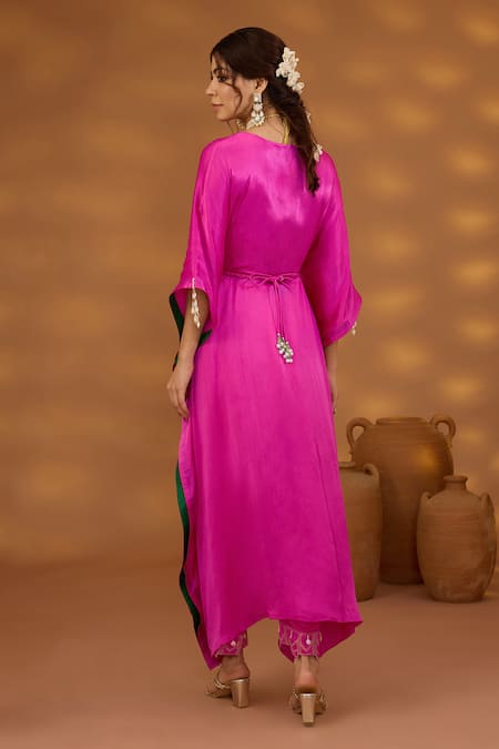 Shop ISHA GUPTA TAYAL Pink Chiffon, Satin, Linen Embroidery V-neck Draped Kurta Set With Belt at Aza Fashions Shop_ISHA GUPTA TAYAL_Pink Chiffon, Satin, Linen Embroidery V-neck Draped Kurta Set With Belt _at_Aza_Fashions