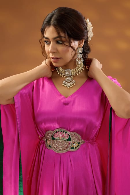 Buy ISHA GUPTA TAYAL Pink Chiffon, Satin, Linen Embroidery V-neck Draped Kurta Set With Belt Online at Aza Fashions Buy_ISHA GUPTA TAYAL_Pink Chiffon, Satin, Linen Embroidery V-neck Draped Kurta Set With Belt _Online_at_Aza_Fashions