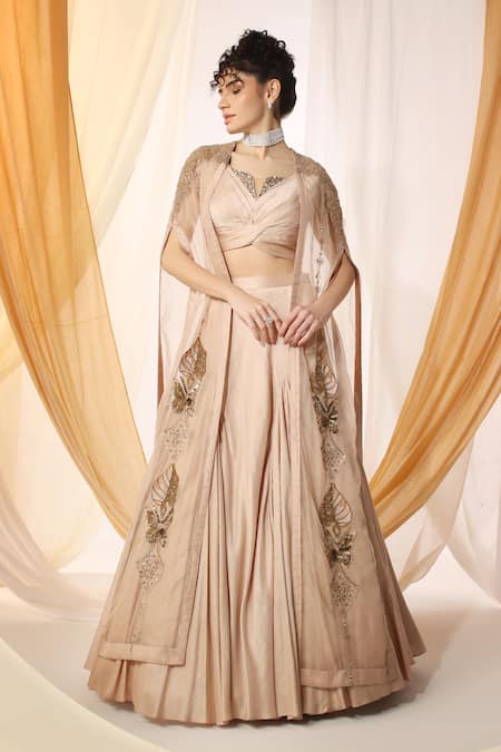 Shweta Aggarwal Godet Lehenga Set With Nature Embroidered Cape 