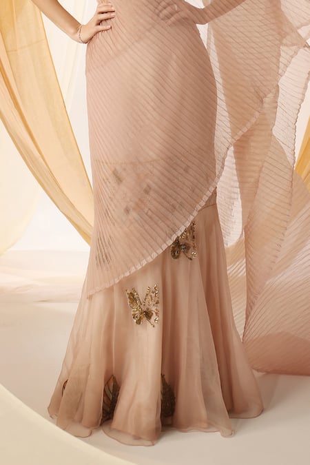Shweta Aggarwal_Peach Organza, Silk Beads, Embroidered Jaal Panel Pre-draped Concept Saree Set _Online_at_Aza_Fashions