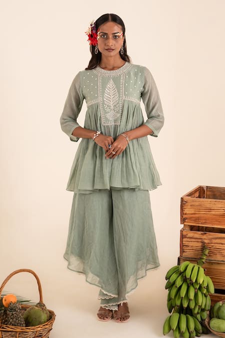 SSHILPA SAMRIYA Leaf Hand Embellished Peplum Tunic With Palazzo 