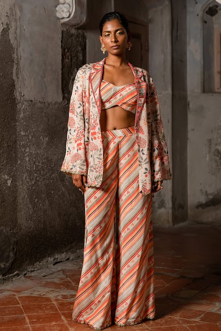 SSHILPA SAMRIYA Leheriya Printed Pant Set With Blazer 