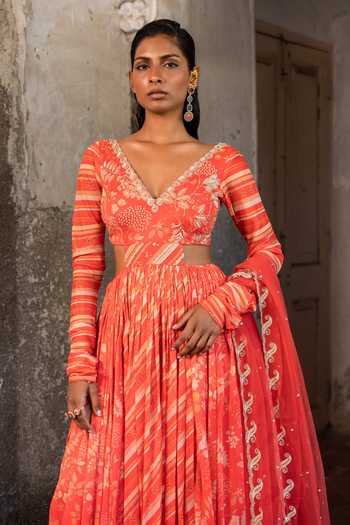 Buy_Sshilpa Samriya_Red Chiffon, Net Embroidery, Sequins Plunge Neck Printed Anarkali With Dupatta_Online_at_Aza_Fashions