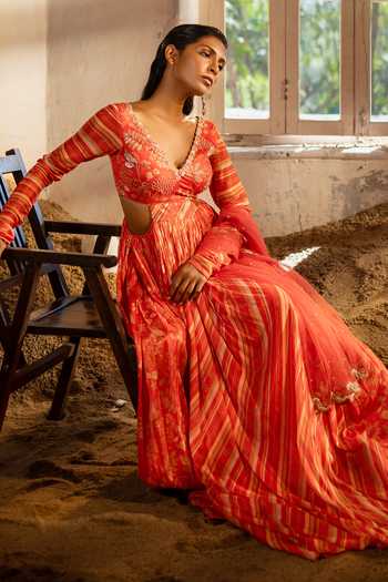 Sshilpa Samriya_Red Chiffon, Net Embroidery, Sequins Plunge Neck Printed Anarkali With Dupatta_at_Aza_Fashions