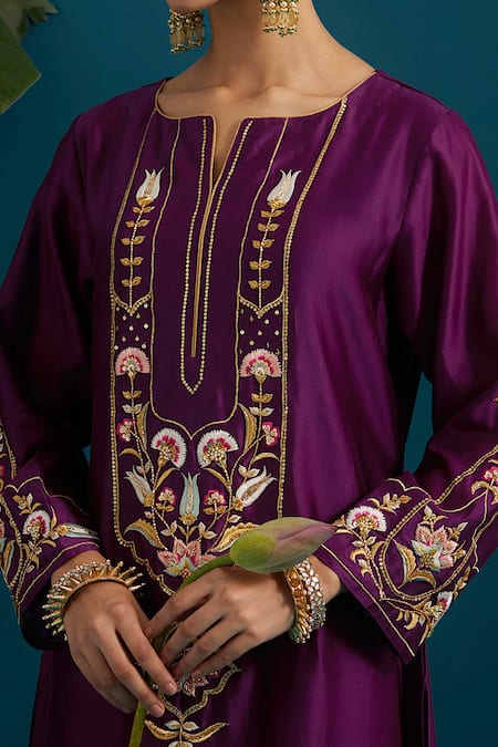 Anantaa By Roohi_Black Silk, Chanderi Sequins, Gota Patti Resham Embroidered Kurta And Pant Set _at_Aza_Fashions