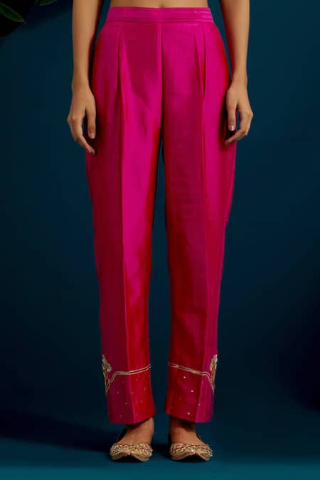 Anantaa By Roohi_Black Silk, Chanderi Sequins, Gota Patti, Floral Resham Kurta And Pant Set _Online_at_Aza_Fashions