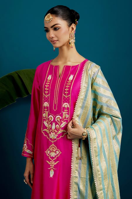 Shop_Anantaa By Roohi_Black Silk, Chanderi Sequins, Gota Patti, Floral Resham Kurta And Pant Set 