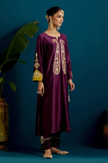 Buy Anantaa By Roohi Black Silk, Chanderi Sequins, Embroidery, Gota Patti Paisley Kurta And Pant Set Buy_Anantaa By Roohi_Black Silk, Chanderi Sequins, Embroidery, Gota Patti Paisley Kurta And Pant Set