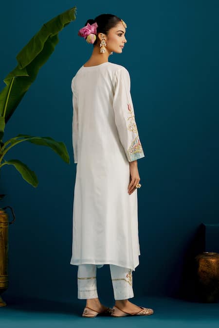 Shop Anantaa By Roohi Black Silk, Chanderi Sequins, Diamonds, Paisley Resham Kurta And Pant Set at Aza Fashions Shop_Anantaa By Roohi_Black Silk, Chanderi Sequins, Diamonds, Paisley Resham Kurta And Pant Set _at_Aza_Fashions