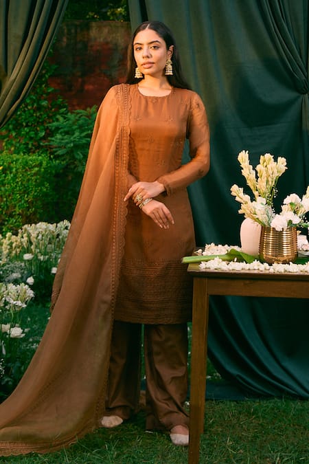 Astha Narang Floral Thread Work Kurta Pant Set 