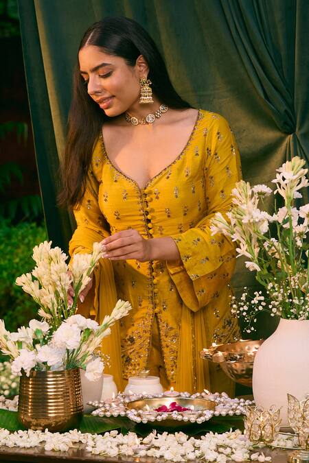 Astha Narang_Yellow Silk Sequins, Beads, Embroidery Round Neck Short Kurta Pant Set _Online_at_Aza_Fashions