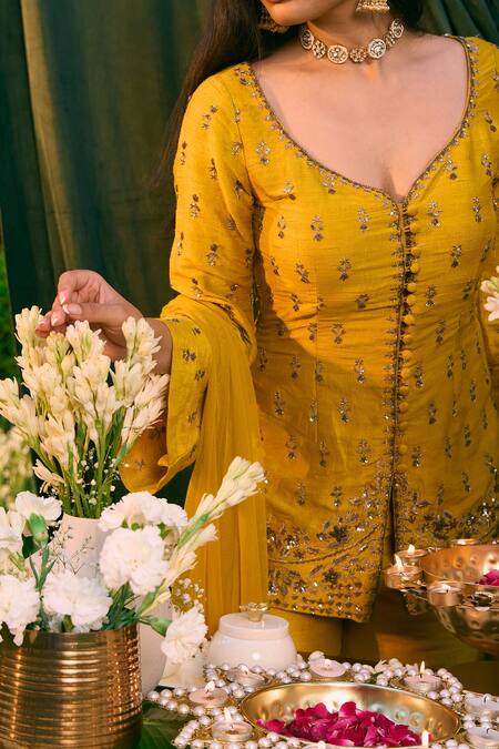 Buy_Astha Narang_Yellow Silk Sequins, Beads, Embroidery Round Neck Short Kurta Pant Set _Online_at_Aza_Fashions