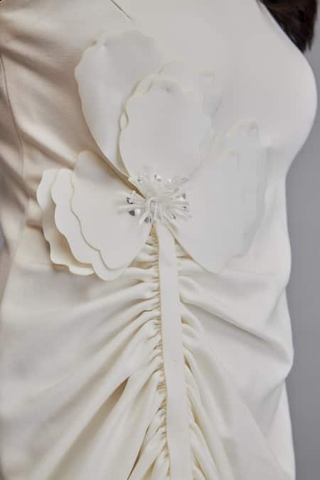 Shop Deepika Arora White Embroidery Round Neck Flower Applique Asymmetric Dress Online at Aza Fashions Shop_Deepika Arora_White Embroidery Round Neck Flower Applique Asymmetric Dress _Online_at_Aza_Fashions